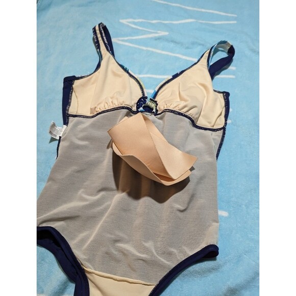 Silhouette Solution Size 16 L Blue One Piece Swimsuit w Floral top - Picture 9 of 11